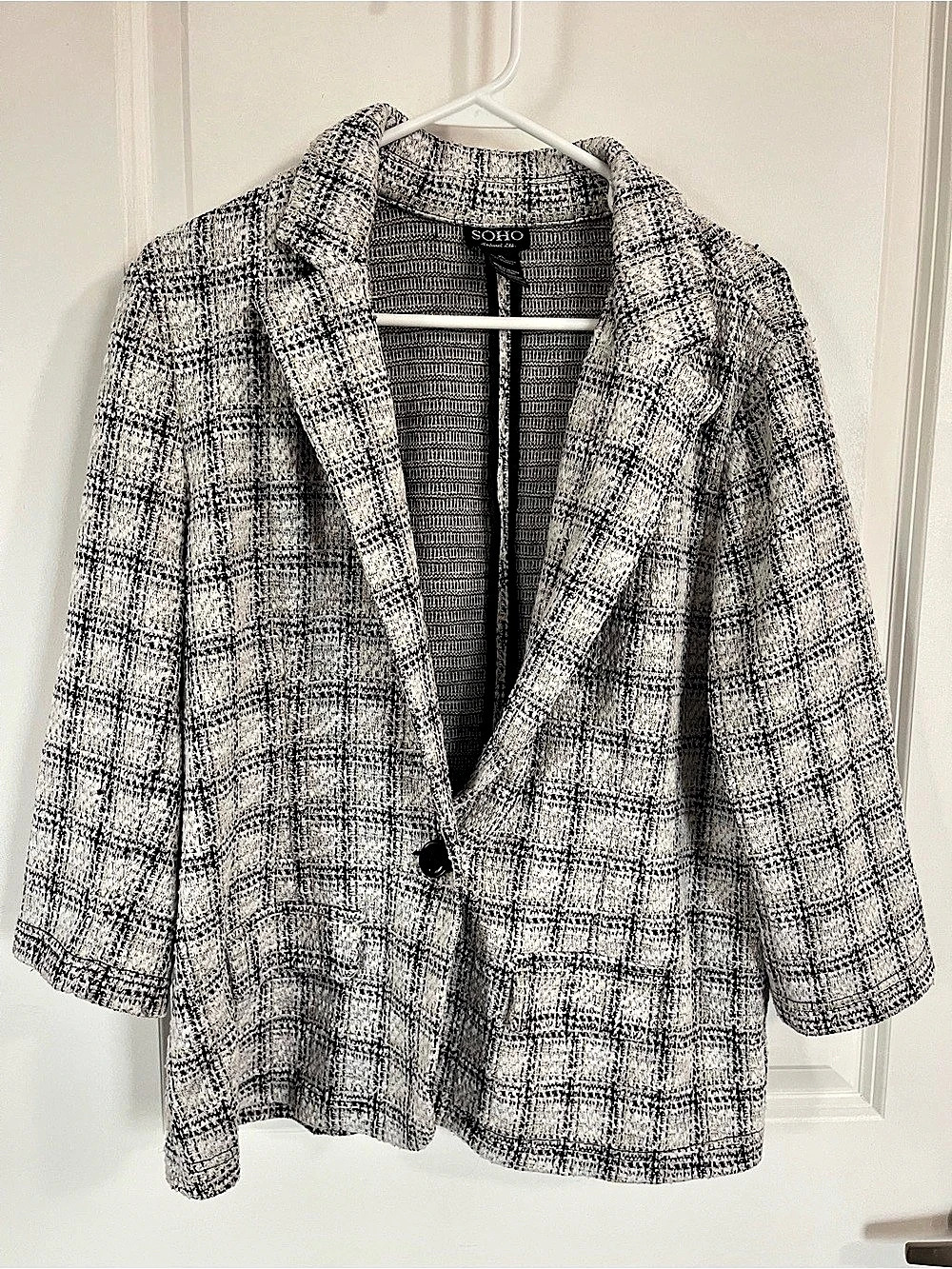 SOHO Plaid Blazer in White & Black XL 3/4 Sleeves